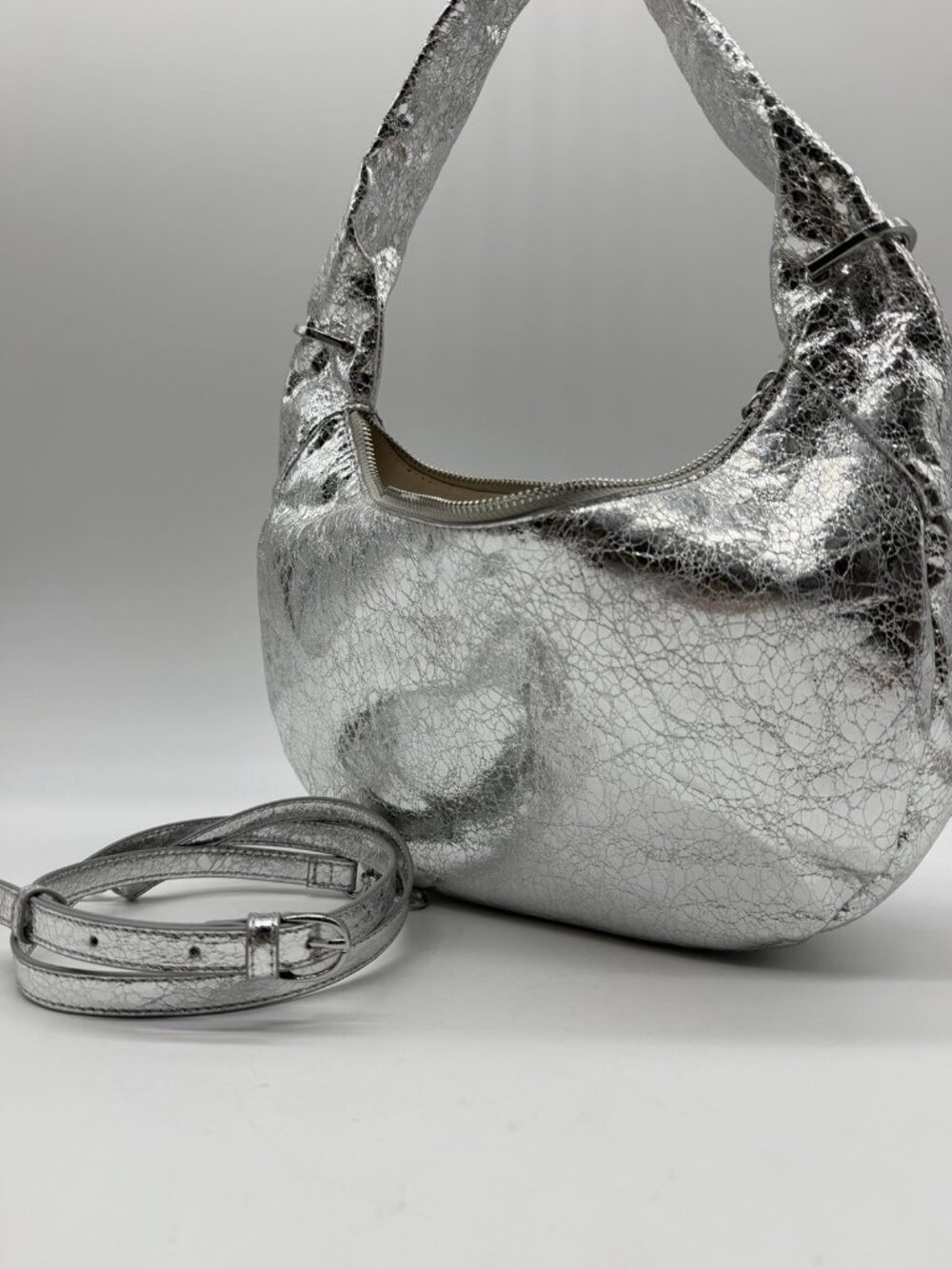 On 34th Harlowwe metallic top handle women's hobo crossbody bag -Silver